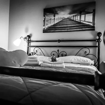 Oda ve Kahvaltı Saint Paul 4*